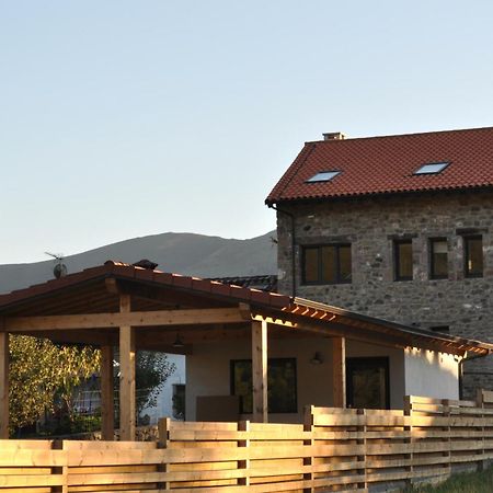 Apartamentos Cuatro Aguas Ucieda Esterno foto