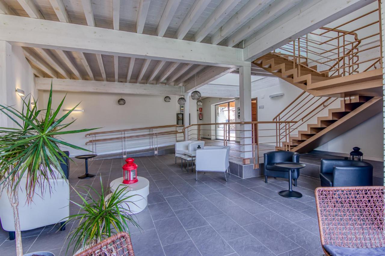 Apartamentos Cuatro Aguas Ucieda Esterno foto