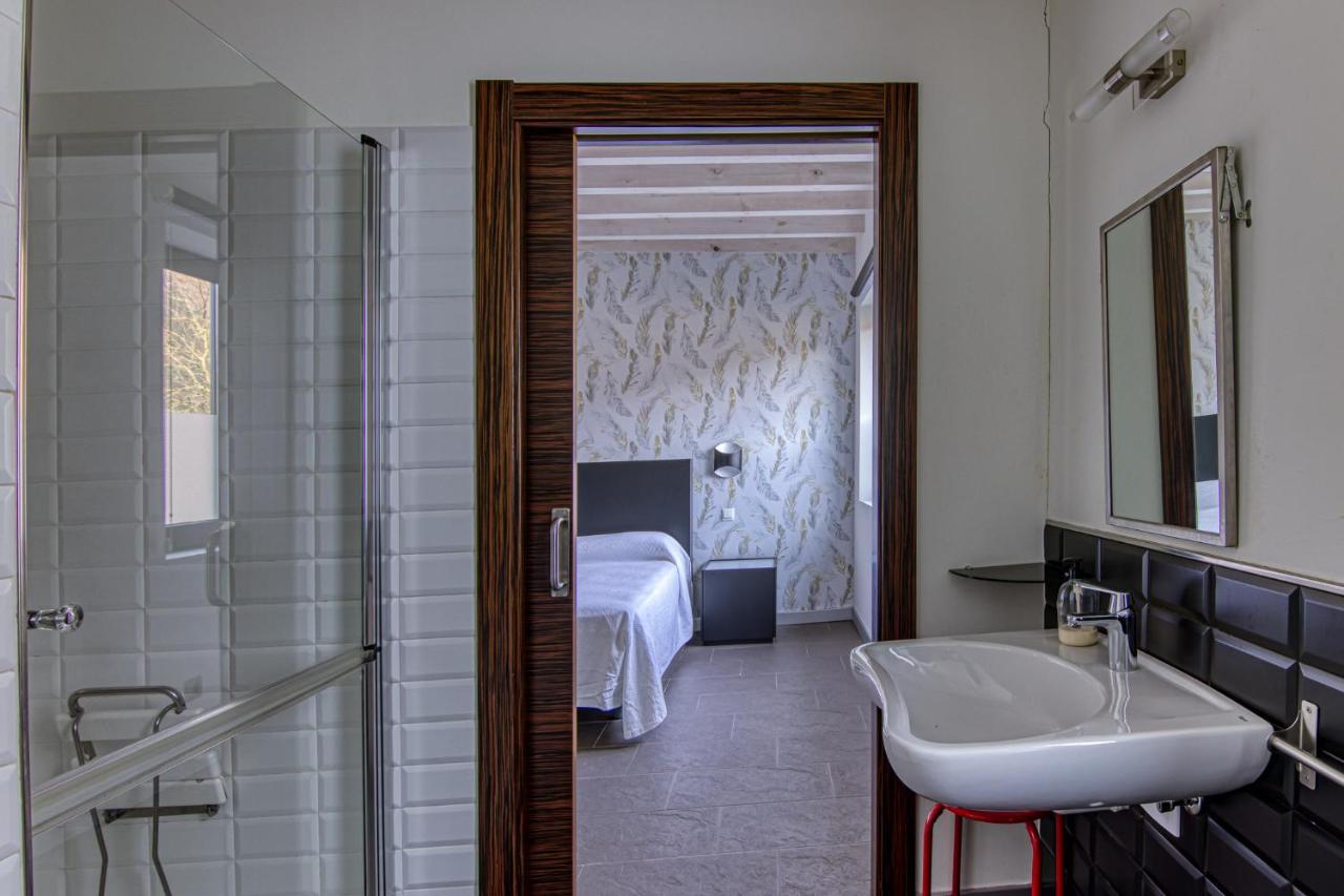 Apartamentos Cuatro Aguas Ucieda Esterno foto