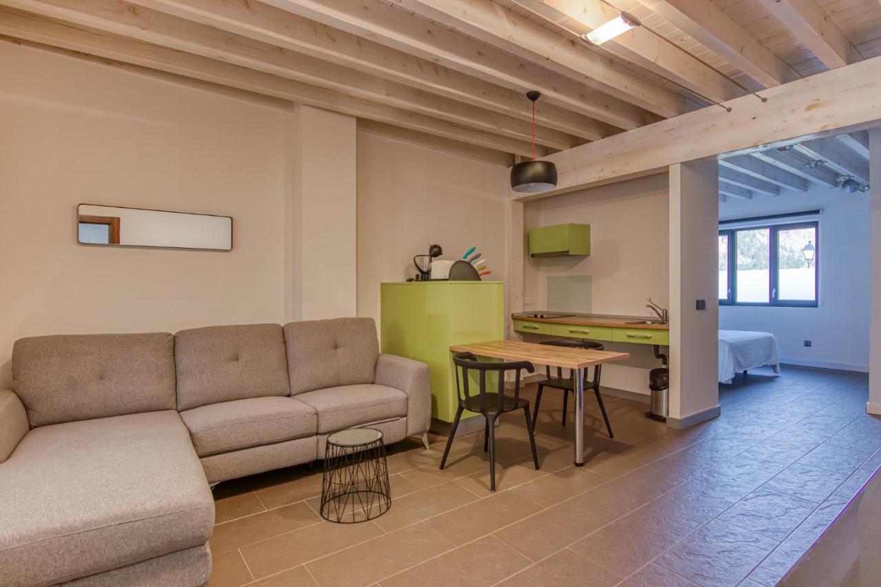 Apartamentos Cuatro Aguas Ucieda Esterno foto